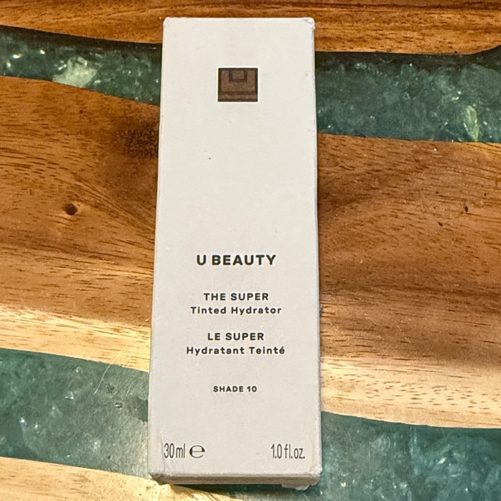 U Beauty The Super Tinted Hydrator Shade 10 NEW